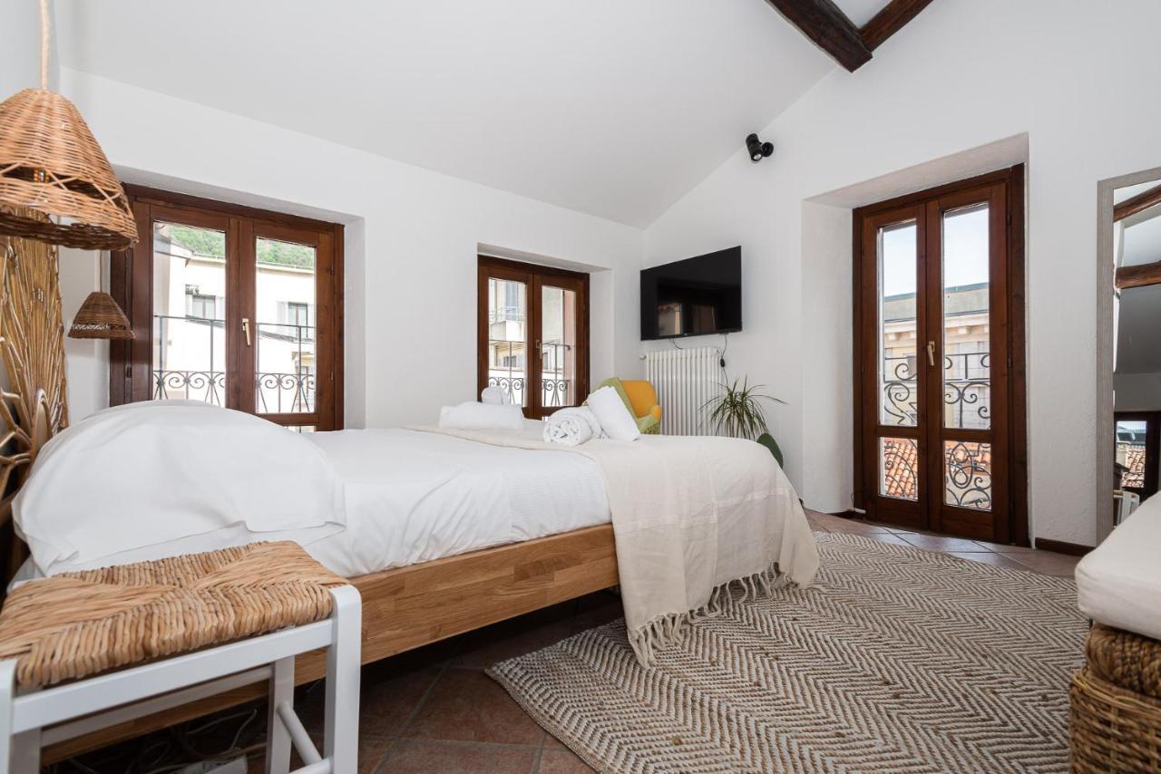 Cozy Studio In Old Town Apartment Como Exterior photo